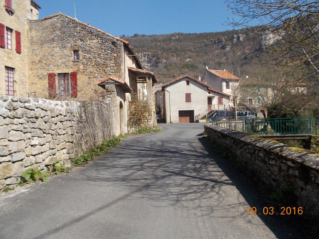 Gite Louis Saint-Paul-des-Fonts Εξωτερικό φωτογραφία