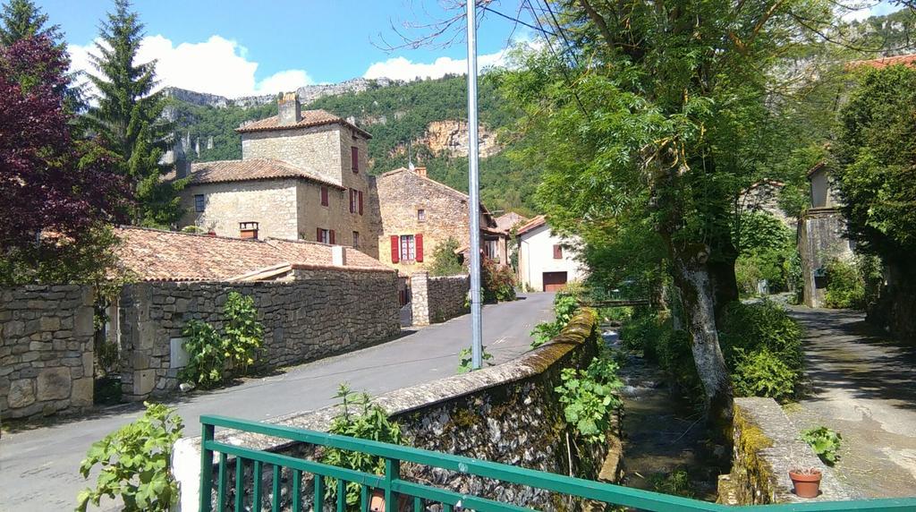 Gite Louis Saint-Paul-des-Fonts Εξωτερικό φωτογραφία